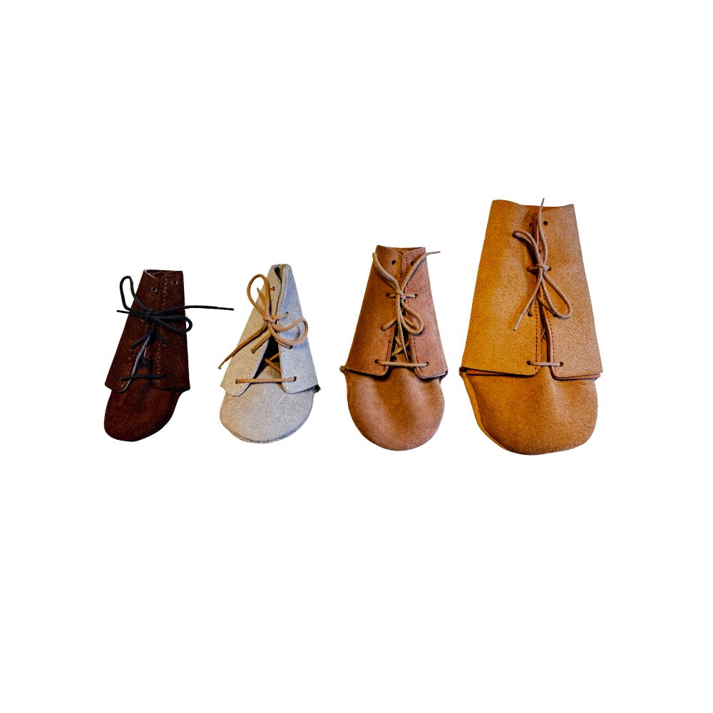 Leder-Sanitätsschuh für Hunde, schnürbar, Einzel-Schuh – Made in Switzerland (Frontansicht)